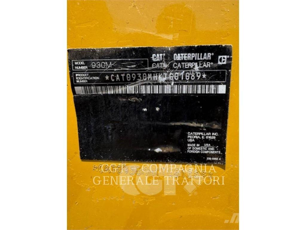CAT 930M Kolesové nakladače