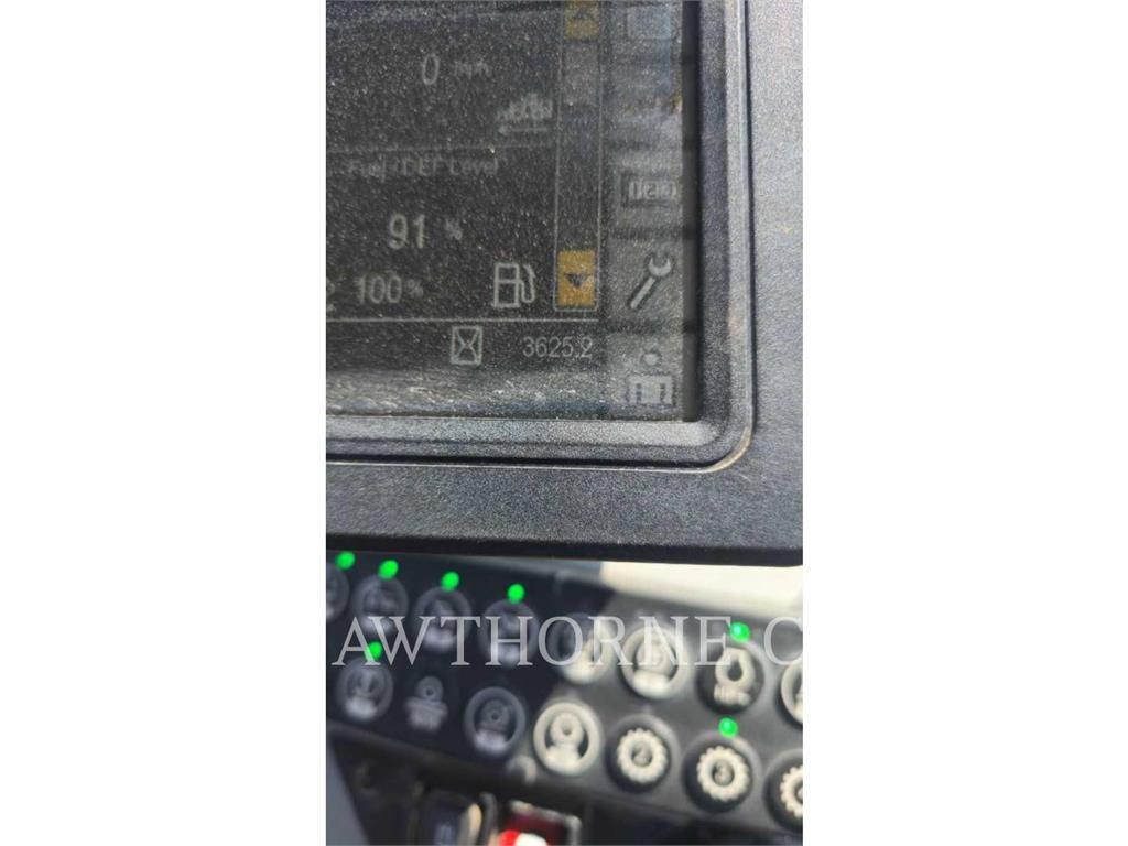 CAT 930M Kolesové nakladače