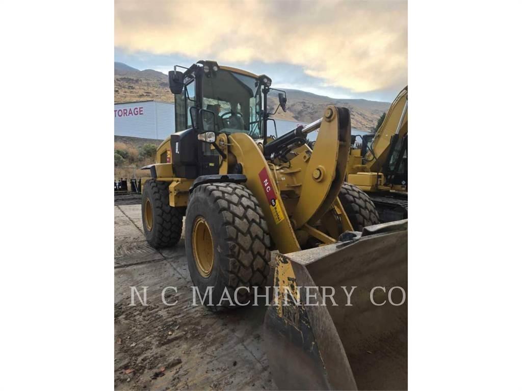 CAT 930M Kolesové nakladače