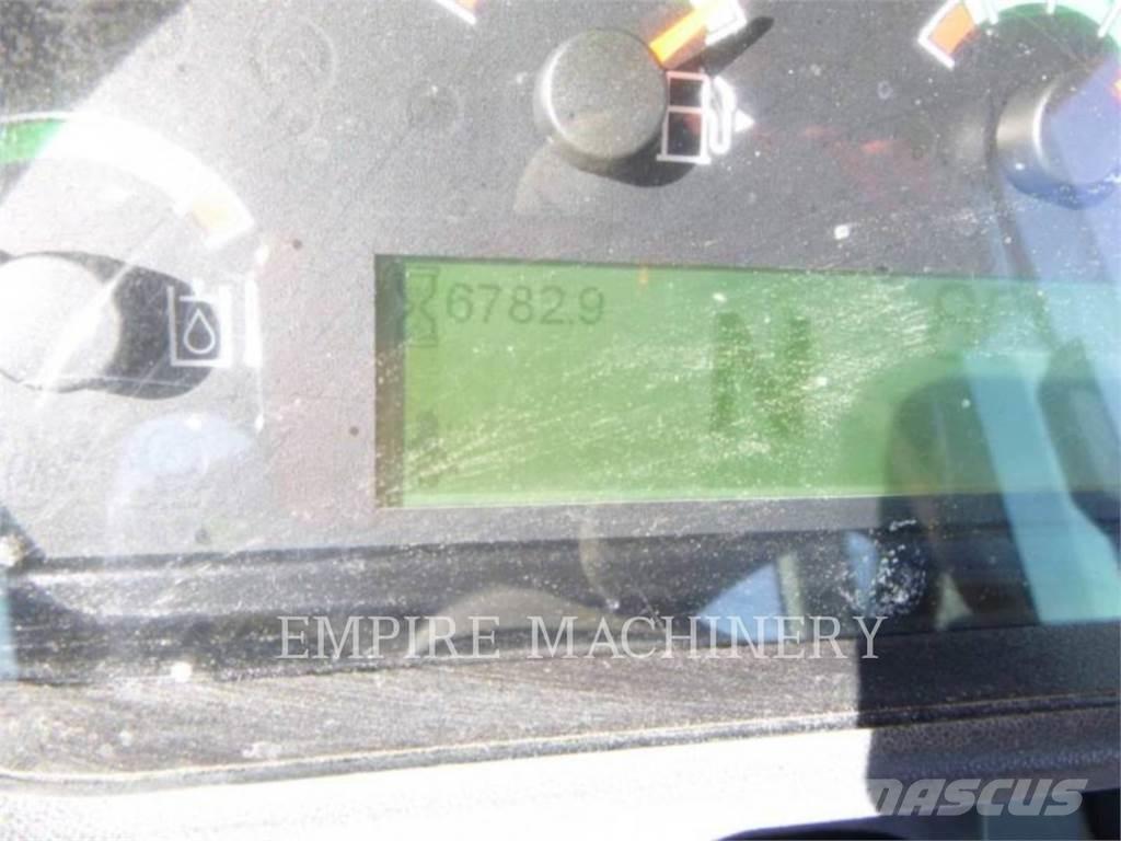 CAT 930M FC Kolesové nakladače
