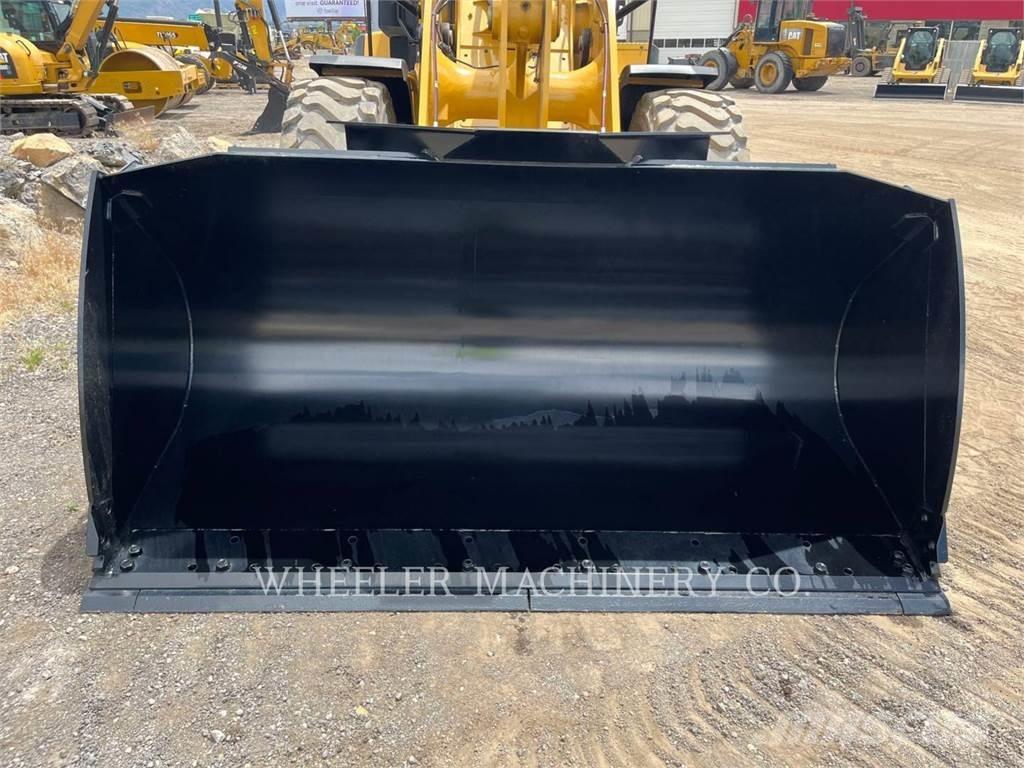 CAT 930M QC Kolesové nakladače