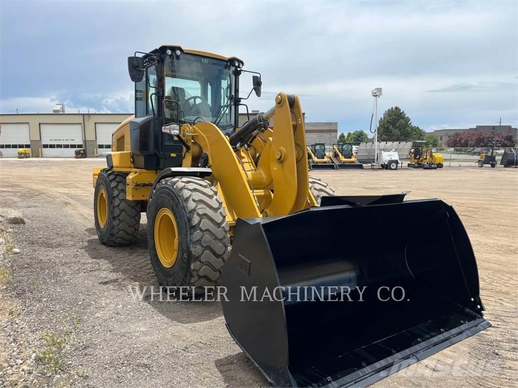 CAT 930M QC Kolesové nakladače