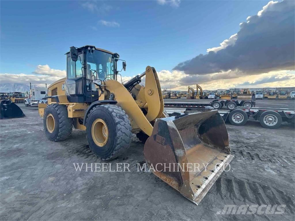 CAT 930M QC Kolesové nakladače