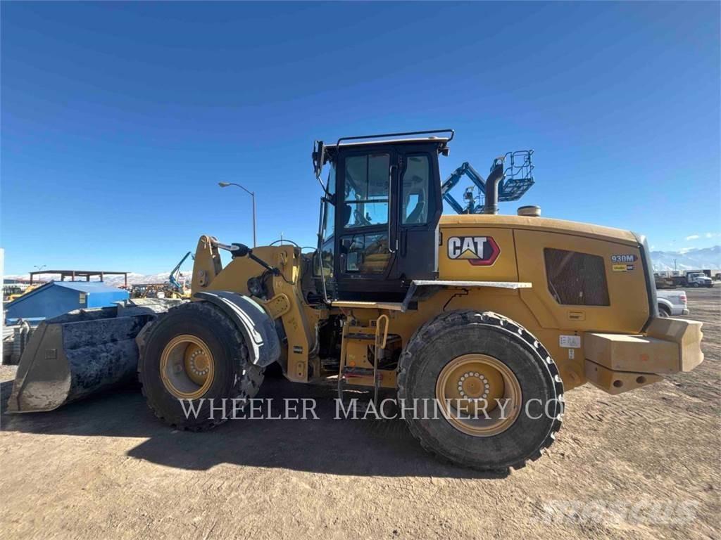 CAT 930M QC Kolesové nakladače
