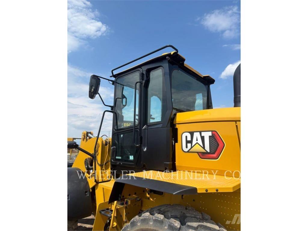 CAT 938 QC Kolesové nakladače