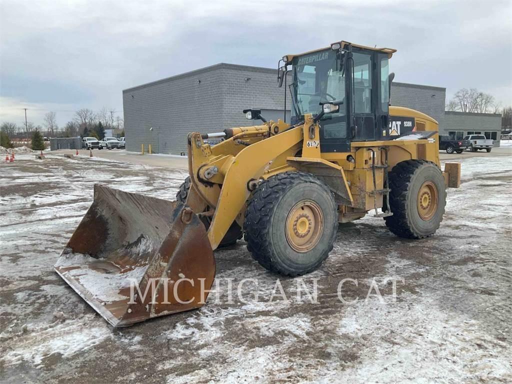 CAT 938H Kolesové nakladače