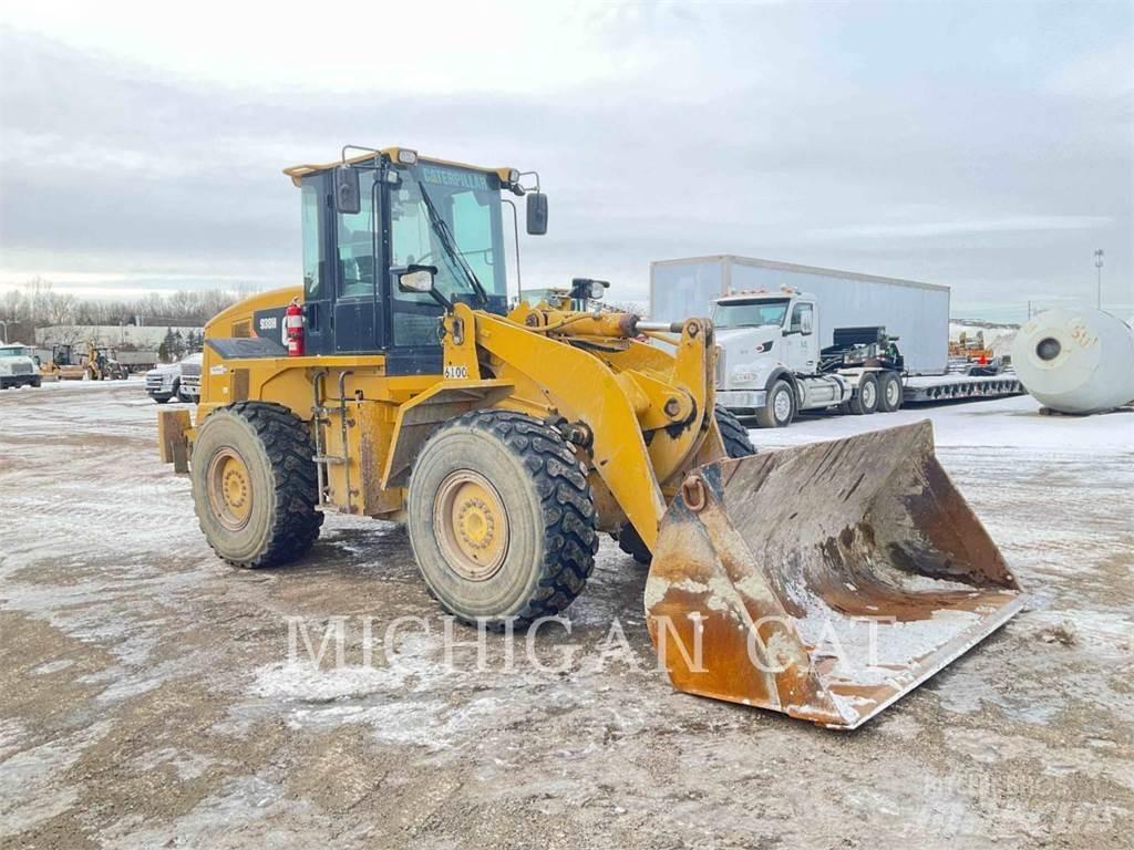 CAT 938H Kolesové nakladače