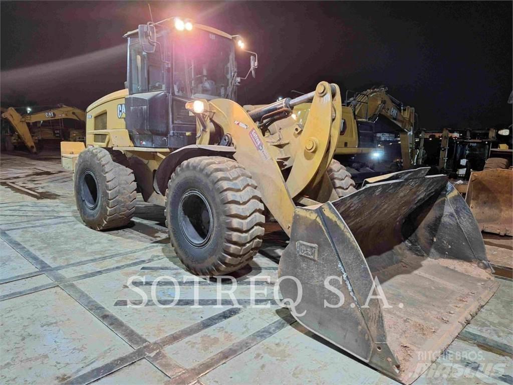 CAT 938K Kolesové nakladače