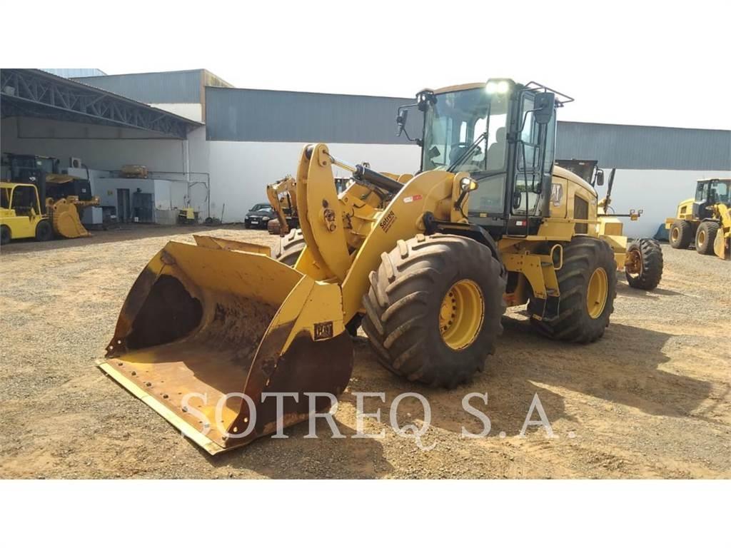 CAT 938K Kolesové nakladače