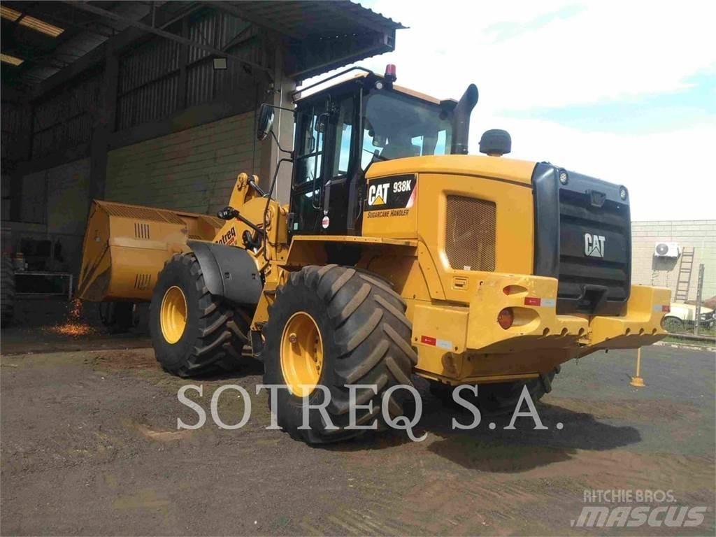 CAT 938K Kolesové nakladače