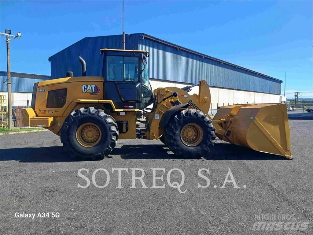 CAT 938K Kolesové nakladače