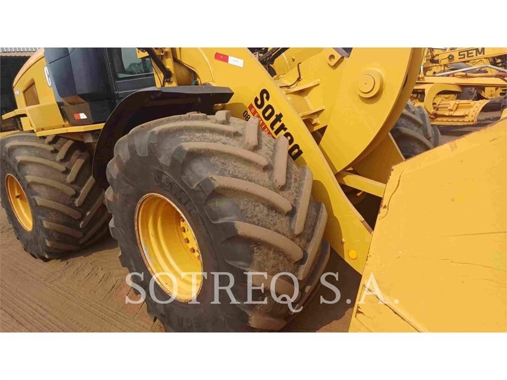 CAT 938K Kolesové nakladače