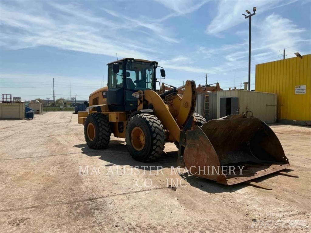 CAT 938K Kolesové nakladače