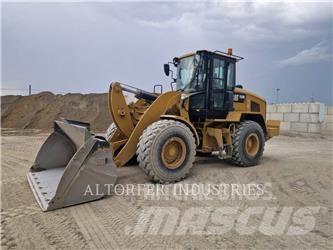 CAT 938M Kolesové nakladače