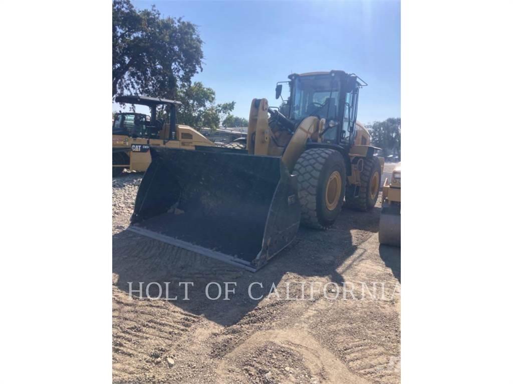 CAT 938M Kolesové nakladače