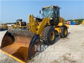 CAT 938M Kolesové nakladače