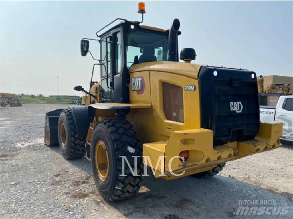 CAT 938M Kolesové nakladače