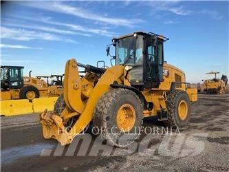 CAT 938M Kolesové nakladače