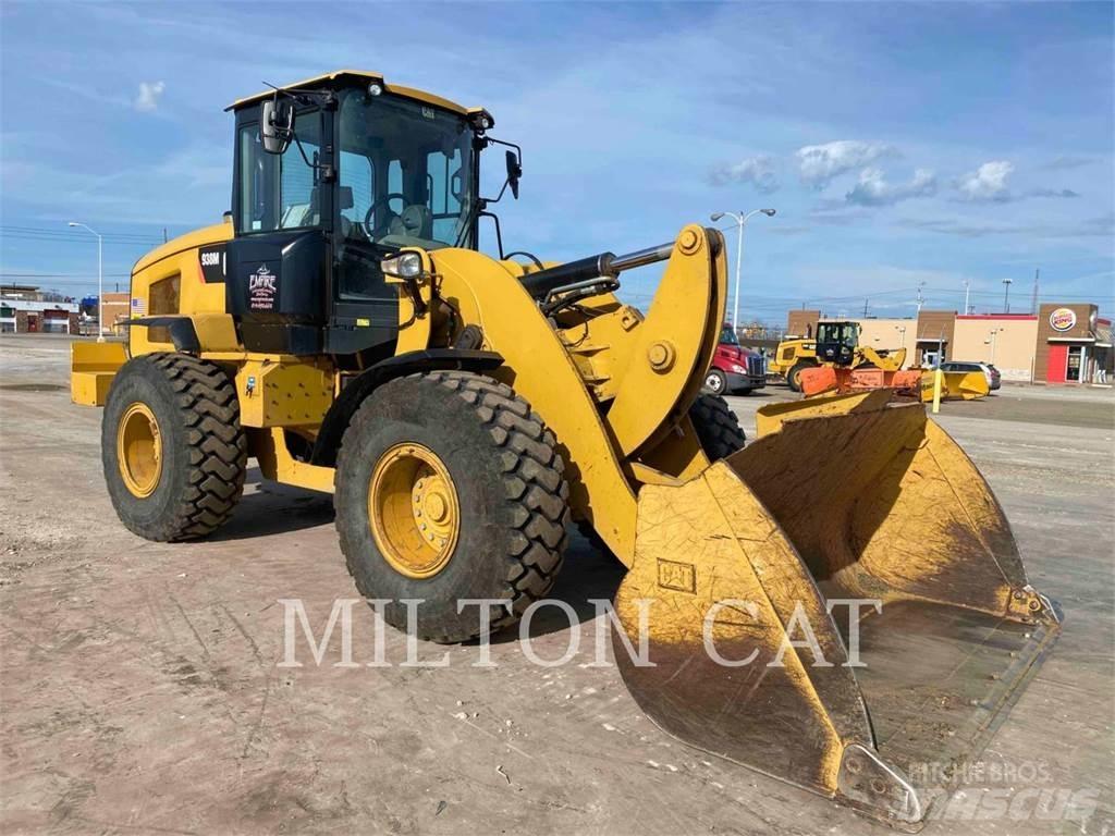 CAT 938M Kolesové nakladače