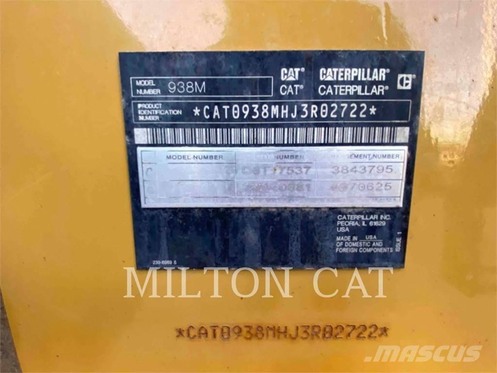 CAT 938M Kolesové nakladače