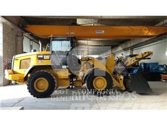 CAT 938M Kolesové nakladače