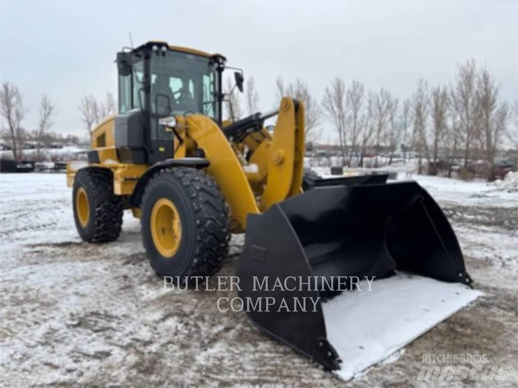 CAT 938M Kolesové nakladače