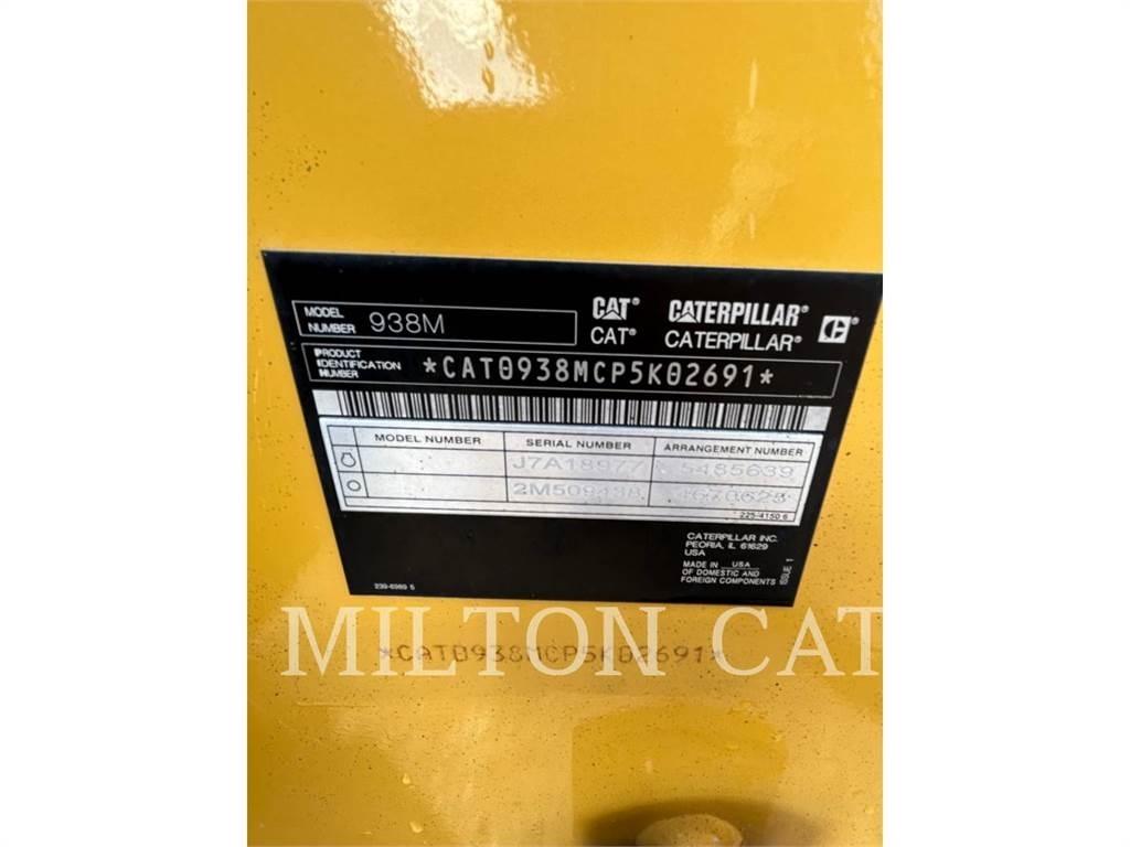 CAT 938M Kolesové nakladače