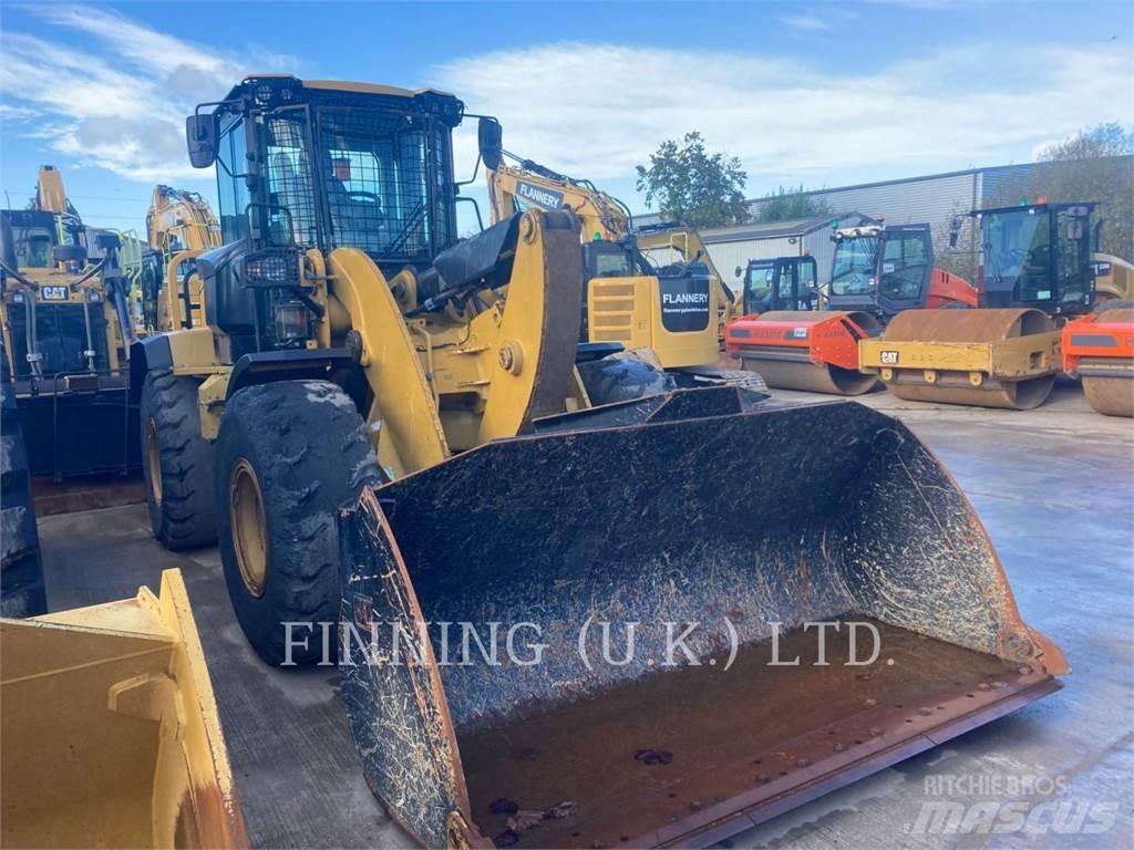 CAT 938M Kolesové nakladače