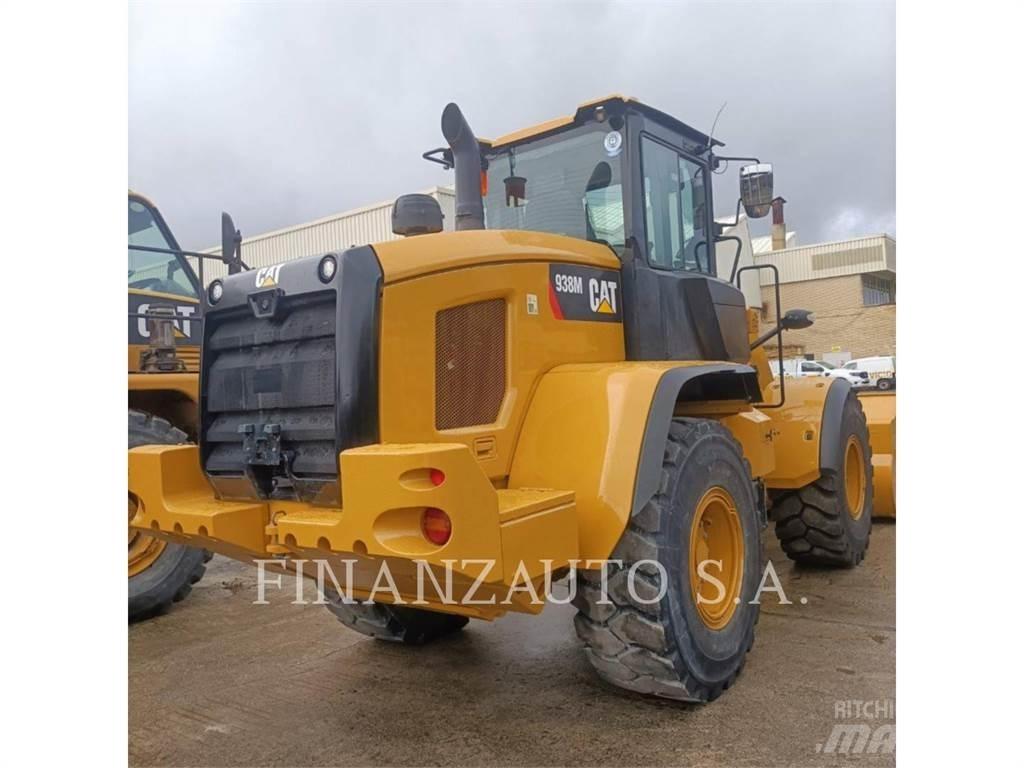 CAT 938M Kolesové nakladače