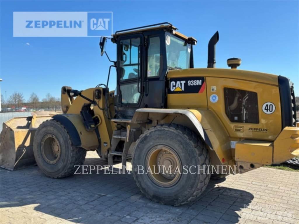 CAT 938M Kolesové nakladače