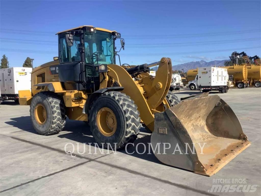 CAT 938M Kolesové nakladače