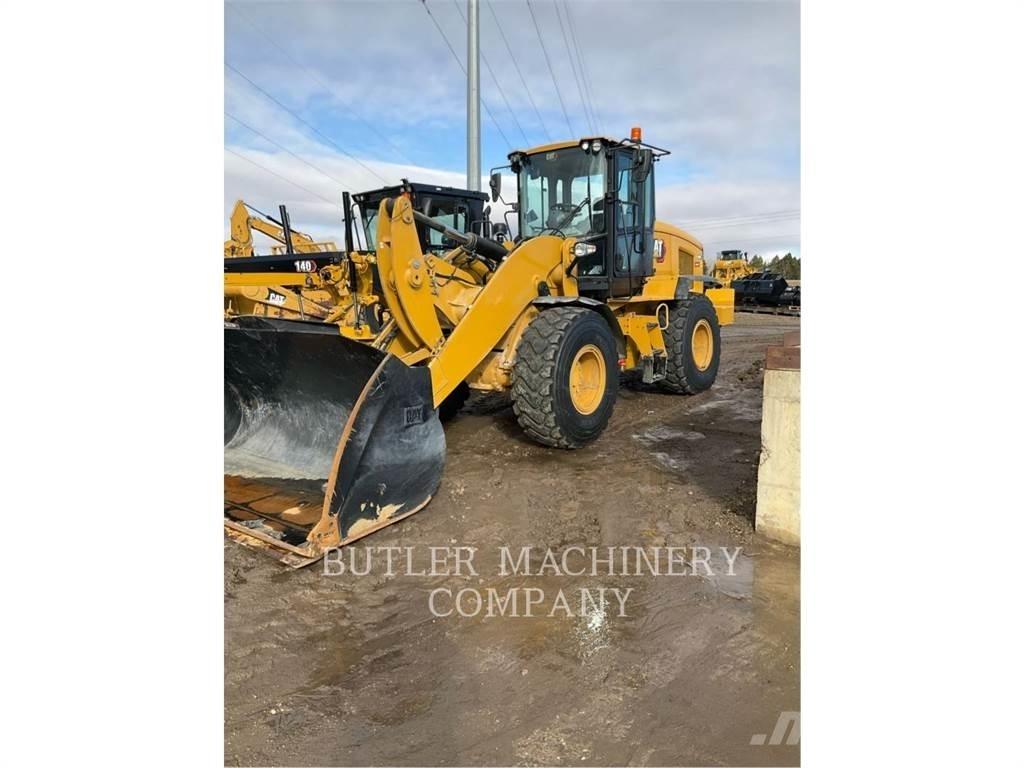 CAT 938M Kolesové nakladače