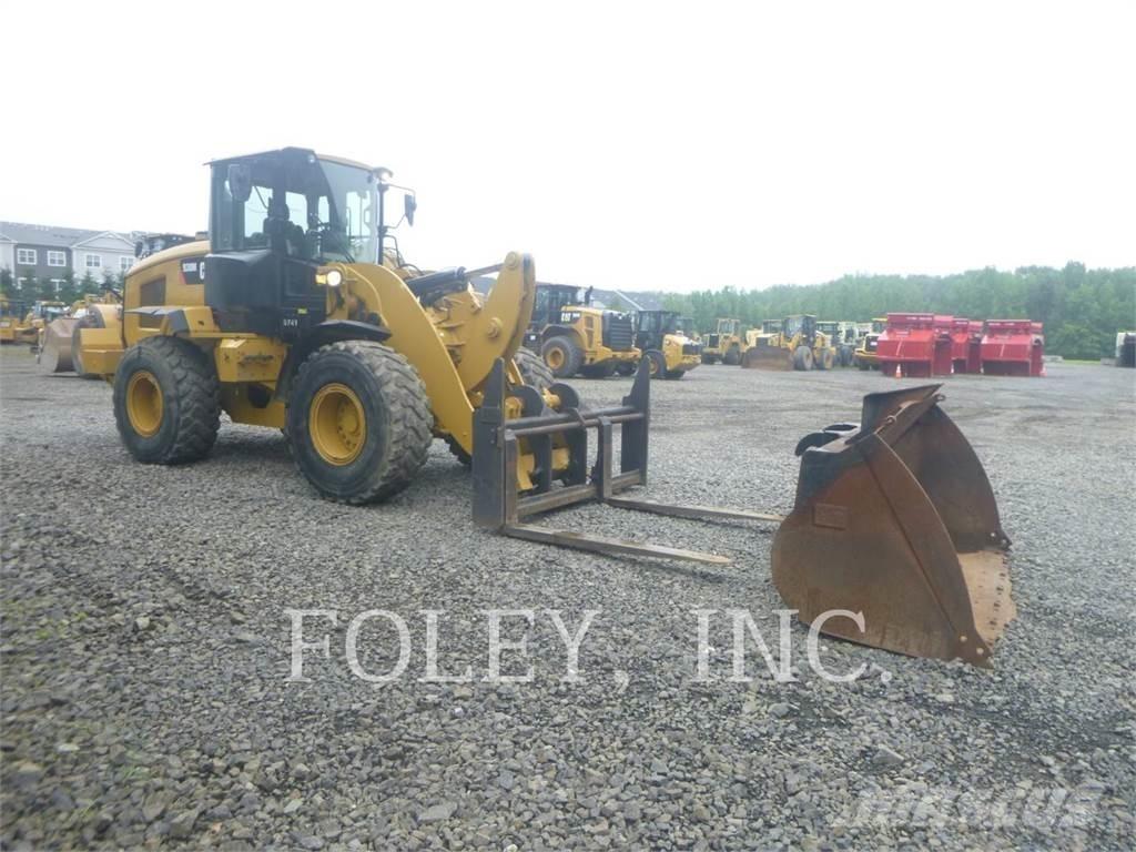 CAT 938M Kolesové nakladače