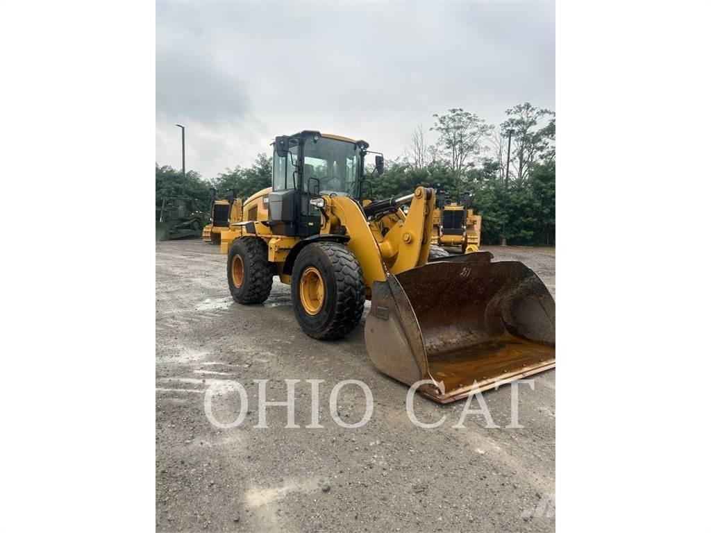 CAT 938M Kolesové nakladače