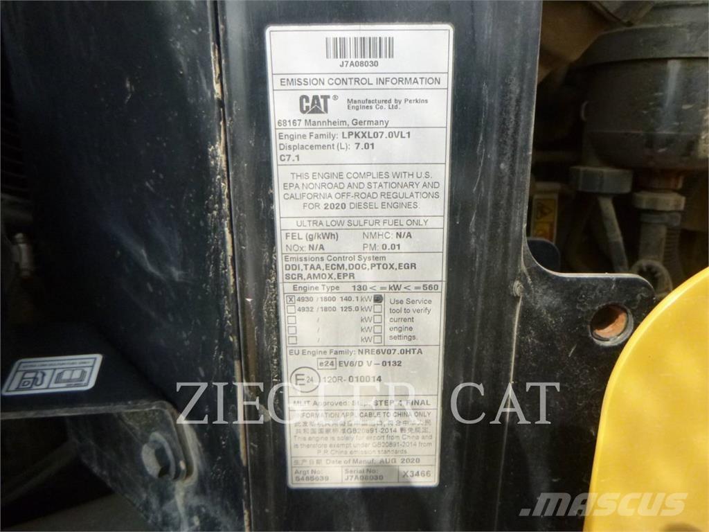 CAT 938M Kolesové nakladače