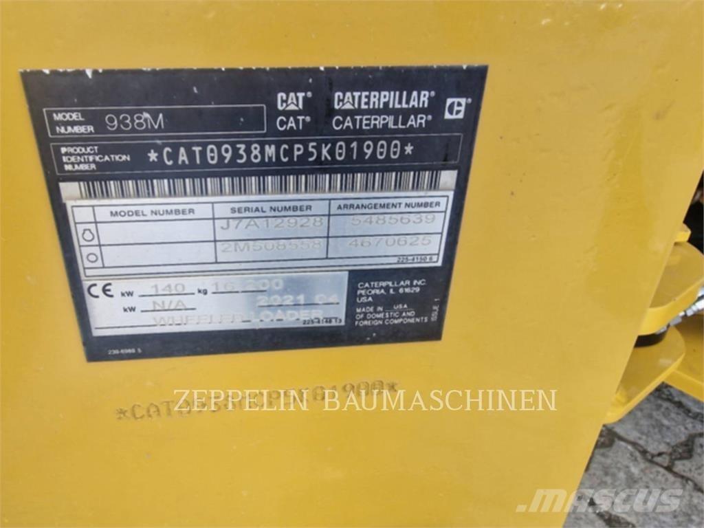 CAT 938M Kolesové nakladače