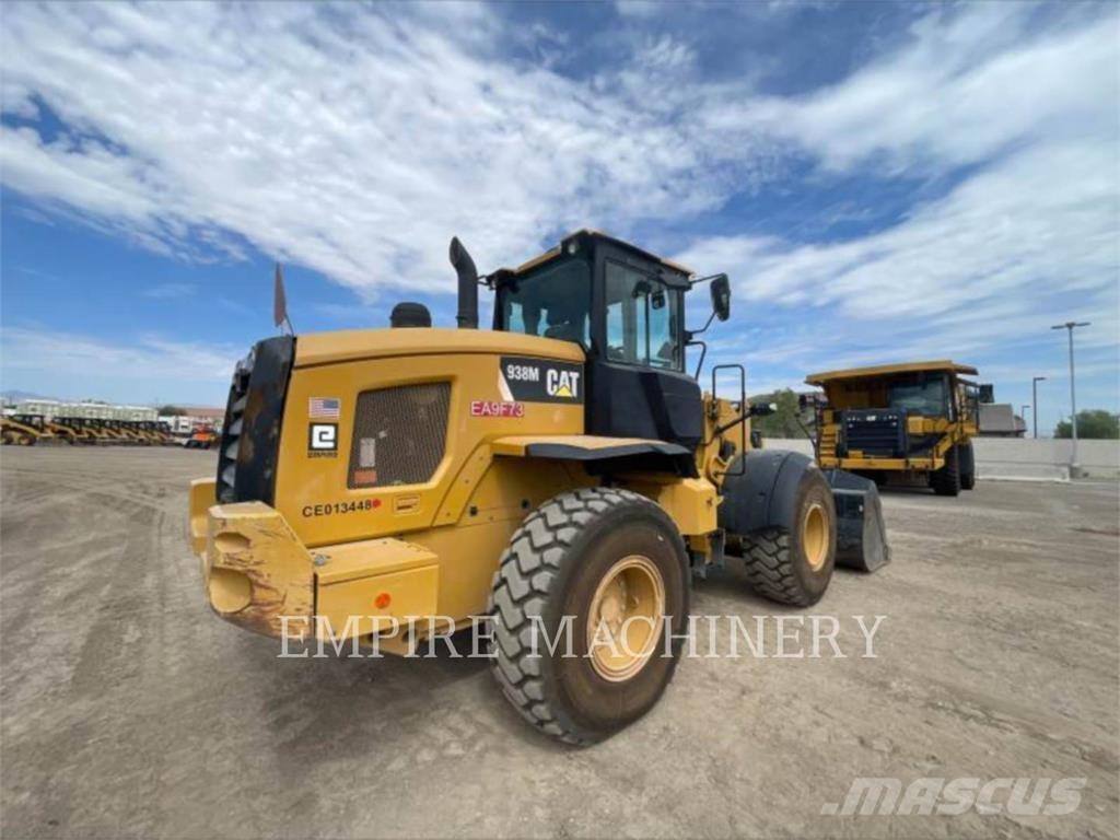 CAT 938M 3V FC Kolesové nakladače