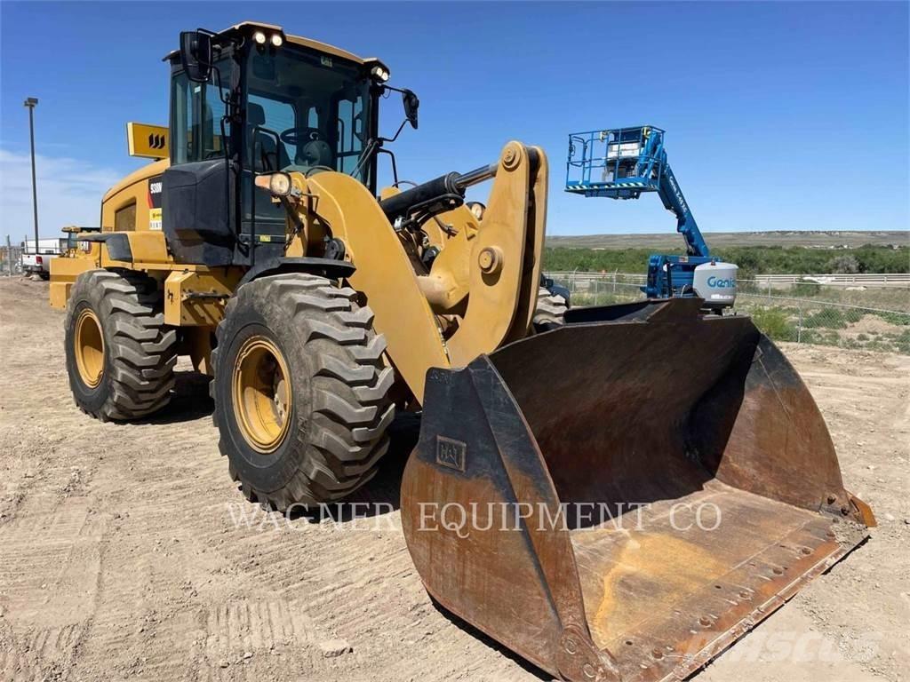 CAT 938M FC Kolesové nakladače