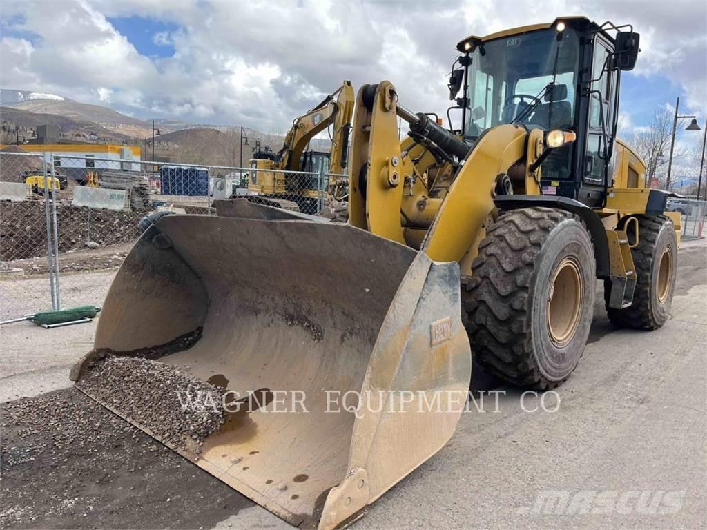 CAT 938M FC Kolesové nakladače