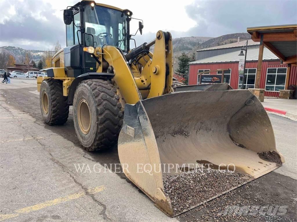 CAT 938M FC Kolesové nakladače