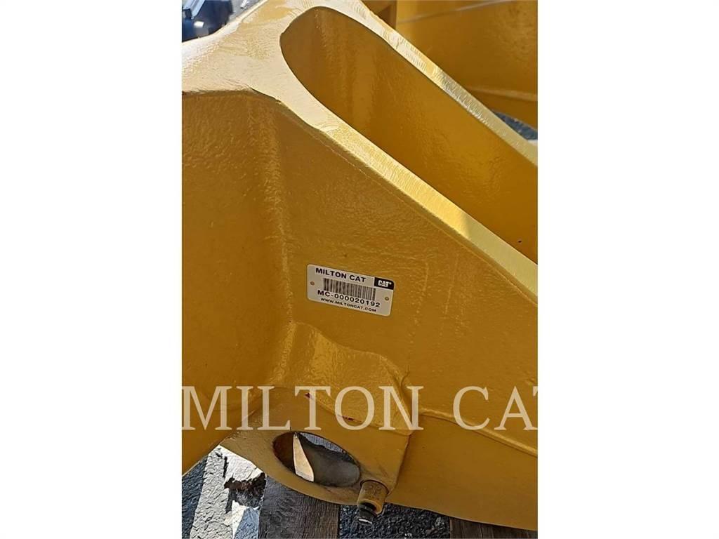 CAT 938M ISO COUPLER Rýchlospojky