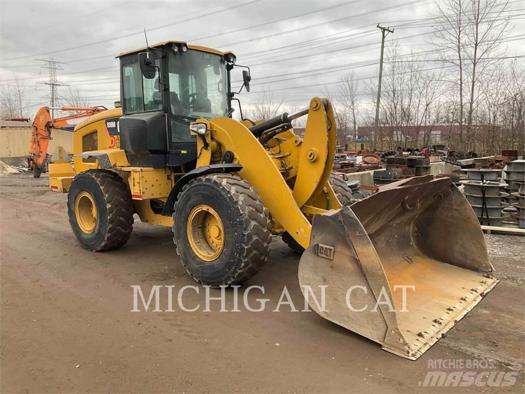 CAT 938M LSRQ Kolesové nakladače