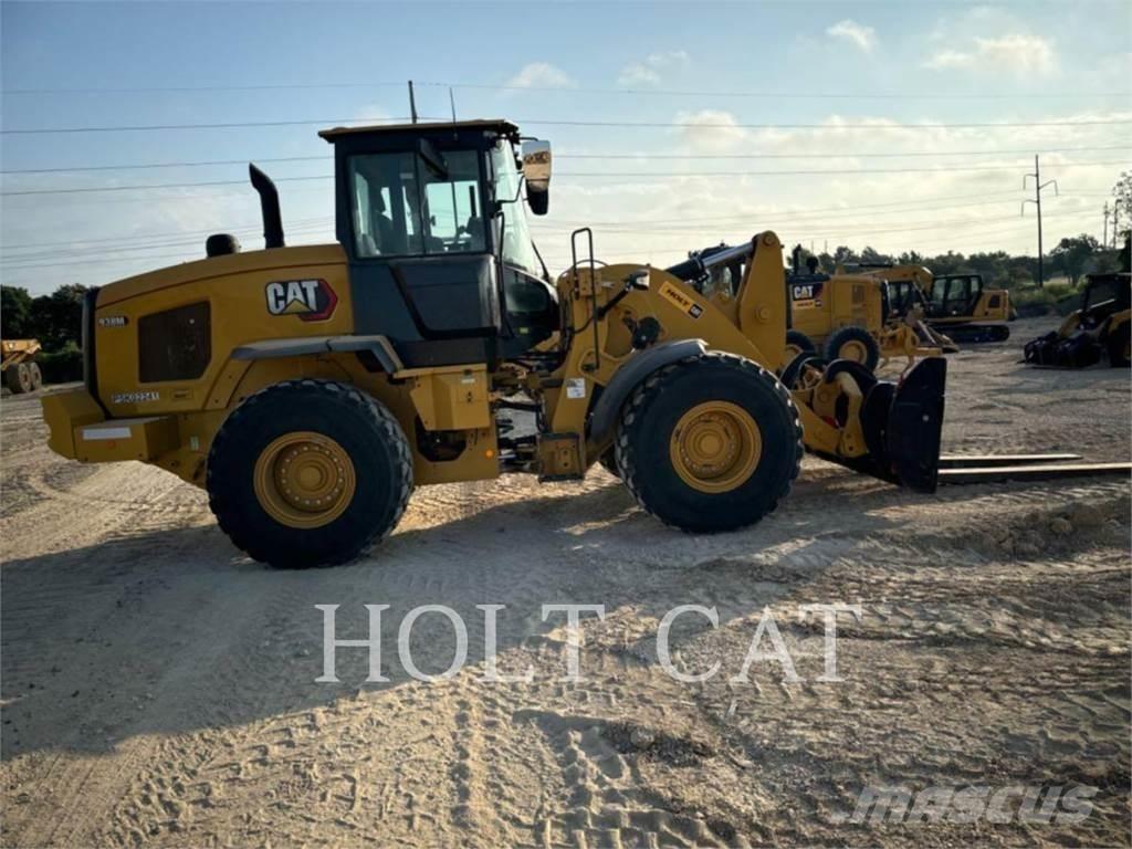 CAT 938M QC Kolesové nakladače