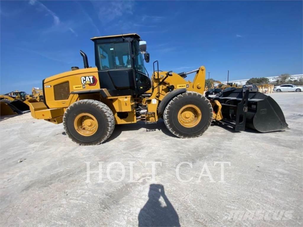 CAT 938M QC Kolesové nakladače