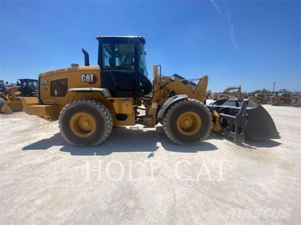 CAT 938M QC Kolesové nakladače