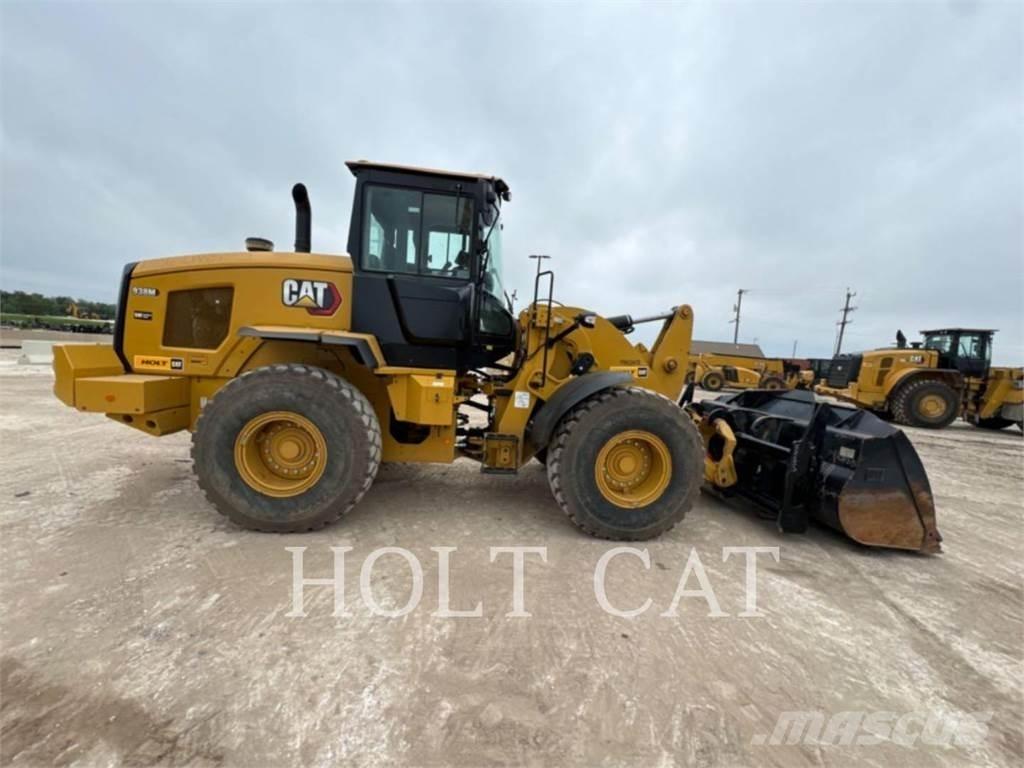 CAT 938M QC Kolesové nakladače