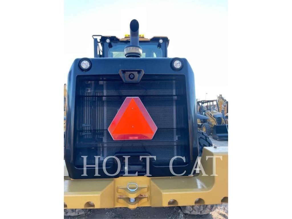 CAT 938M QC Kolesové nakladače