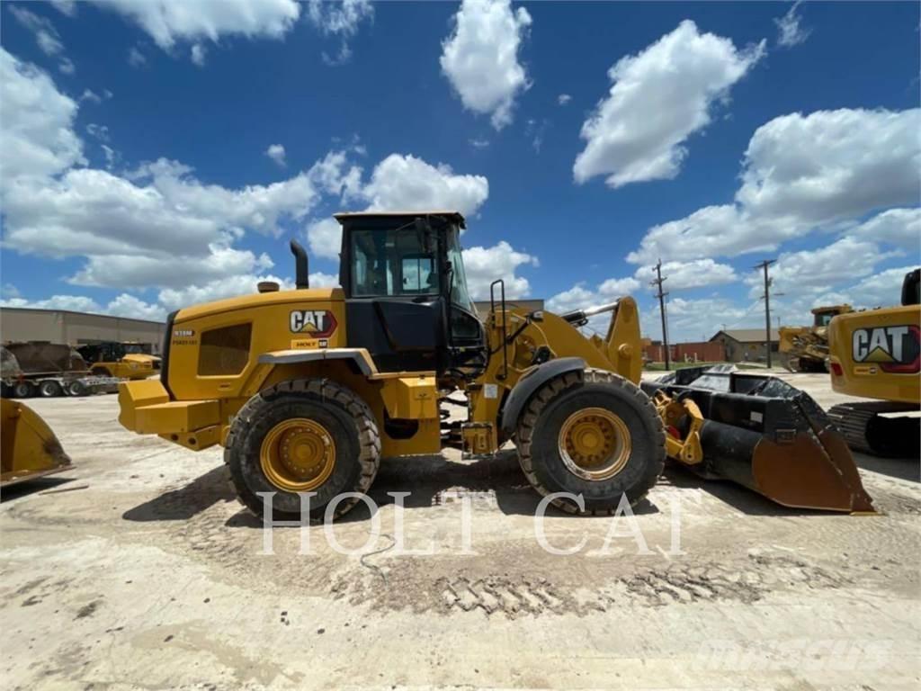 CAT 938M QC Kolesové nakladače