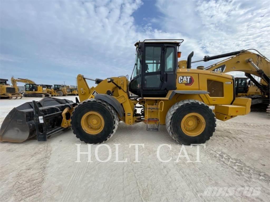 CAT 938M QC Kolesové nakladače