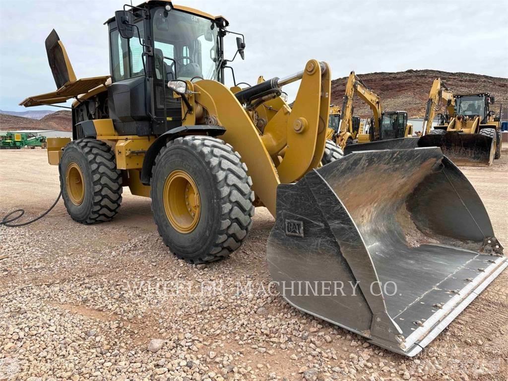CAT 938M QC Kolesové nakladače